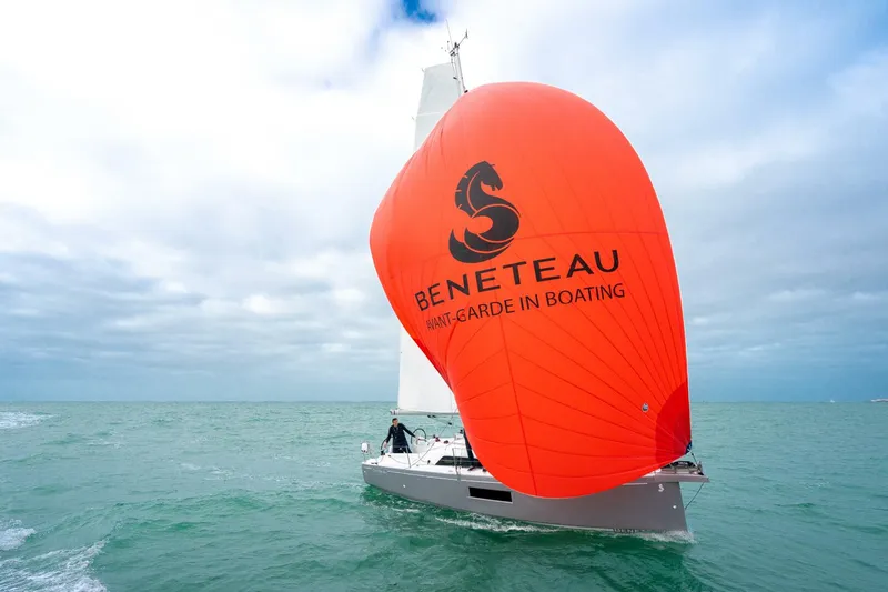 Slide: The Image of Beneteau Oceanis 30.1 2026 - 5886582