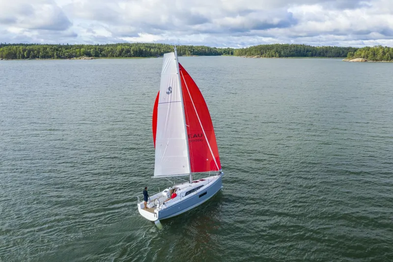 Slide: The Image of Beneteau Oceanis 30.1 2027 - 5886572