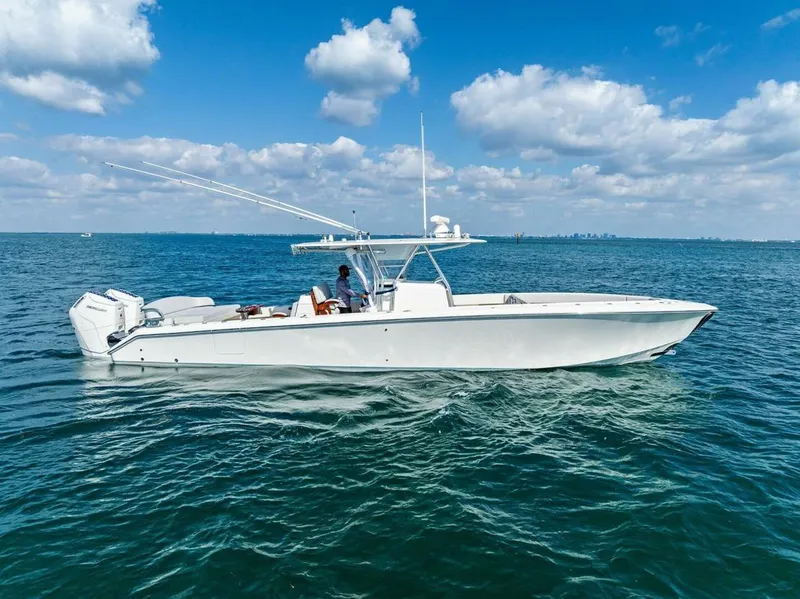 The Image of Bahama 41 2015 - 0