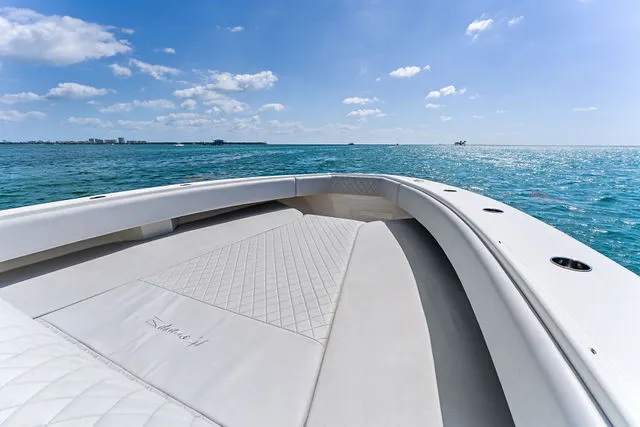 Slide: The Image of Bahama 41 2015 - 56