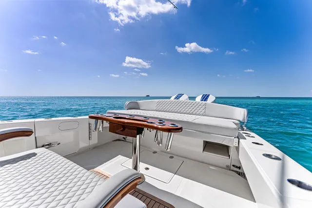 Slide: The Image of Bahama 41 2015 - 65