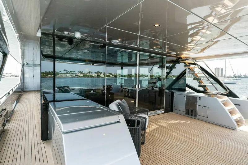 Slide: The Image of Riva Dolcevita 2023 - 5888940