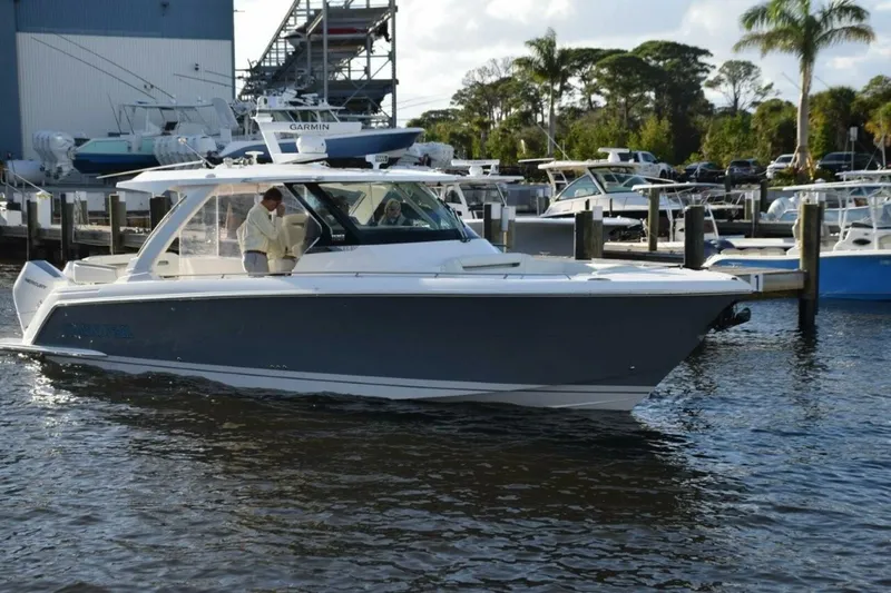 Slide: The Image of Joystick And Bow Thruster Give Many Options For Tight Quarters Maneuvering - 5903795