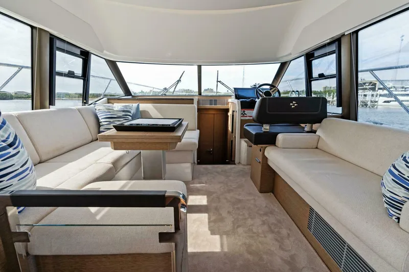 Slide: The Image of 2024 42 Prestige Flybridge - Dinette - 5888212