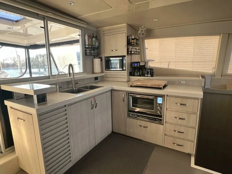 Slide: The Image of Leopard 48 2017 - 5888448