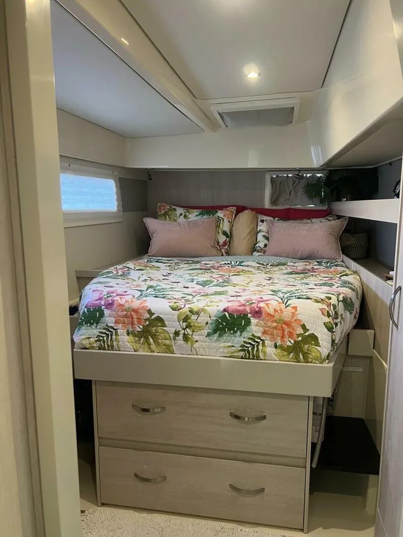 Slide: The Image of Leopard 48 2017 - 5888462