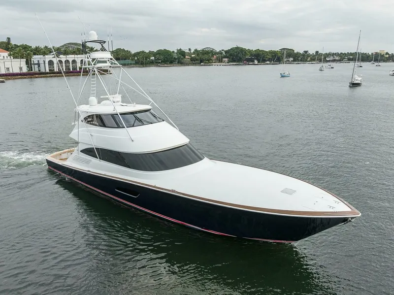 Slide: The Image of Viking 92 SPECULATOR - Exterior 2017 Viking 92 SPECULATOR - 7650311