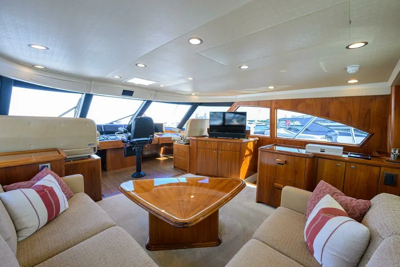 Slide: The Image of Viking 92 SPECULATOR - Skybridge Helm Lounge 2017 Viking 92 SPECULATOR - 7650327