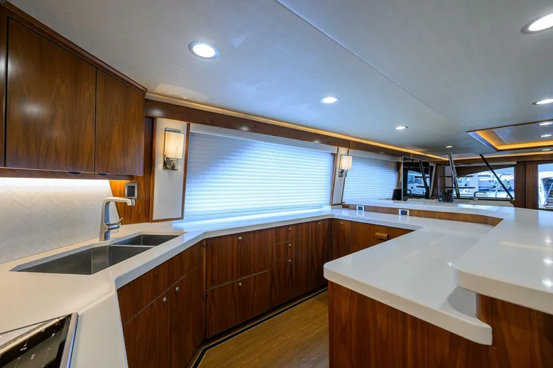 Slide: The Image of Viking  92 SPECULATOR - Galley 2017 Viking 92 SPECULATOR - 5888601