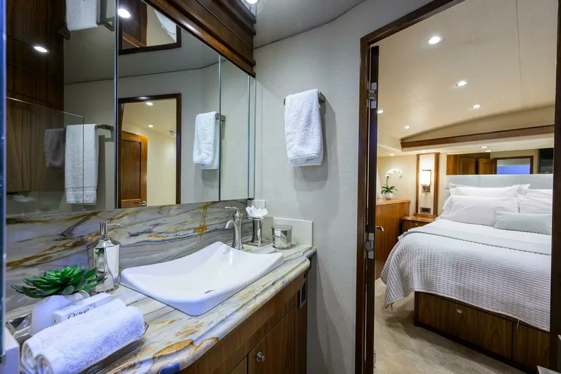 Slide: The Image of Viking 92 SPECULATOR - Guest Stateroom Ensuite Head 2017 Viking 92 SPECULATOR - 7650372