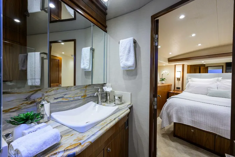 Slide: The Image of Viking  92 SPECULATOR - Guest Stateroom Ensuite Head 2017 Viking 92 SPECULATOR - 5888625