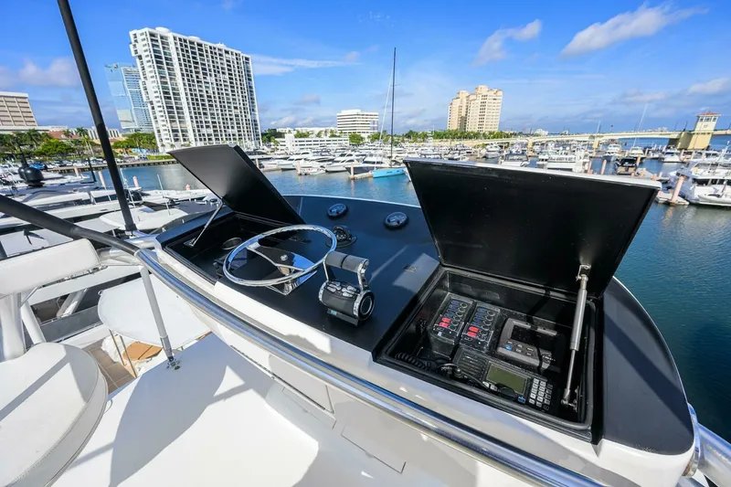Slide: The Image of Viking 92 SPECULATOR - Tower Helm 2017 Viking 92 SPECULATOR - 7650317