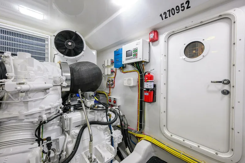 Slide: The Image of Viking  92 SPECULATOR - Engine Room 2017 Viking 92 SPECULATOR - 5888642