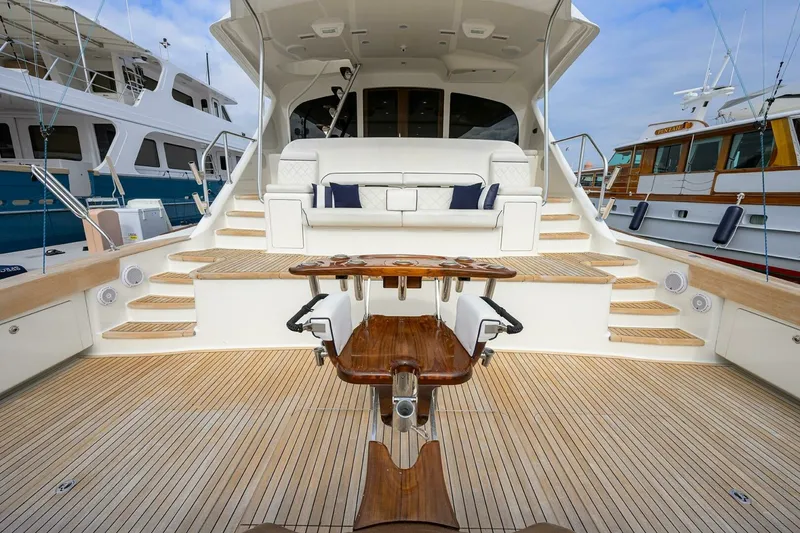 Slide: The Image of Viking 92 SPECULATOR - Cockpit Fighting Chair 2017 Viking 92 SPECULATOR - 7650335