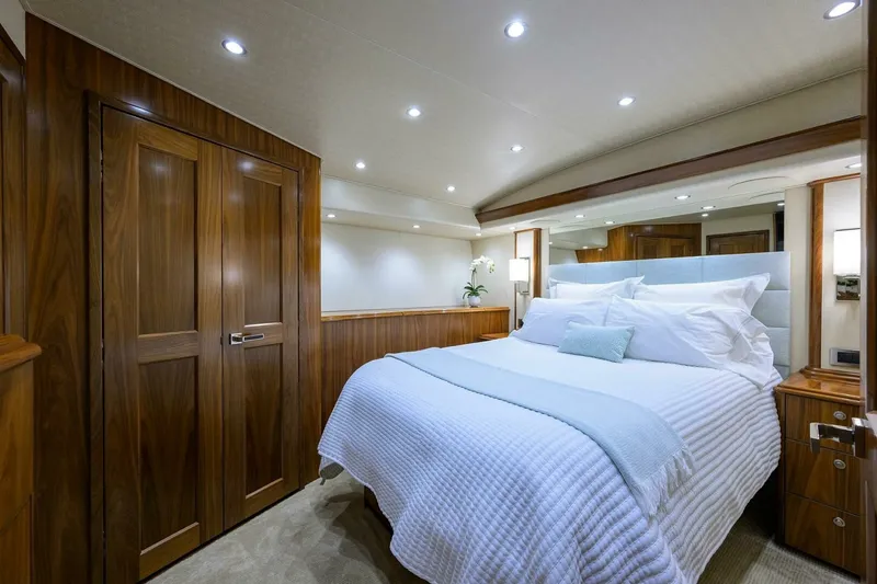 Slide: The Image of Viking 92 SPECULATOR - Guest Stateroom 2017 Viking 92 SPECULATOR - 7650369