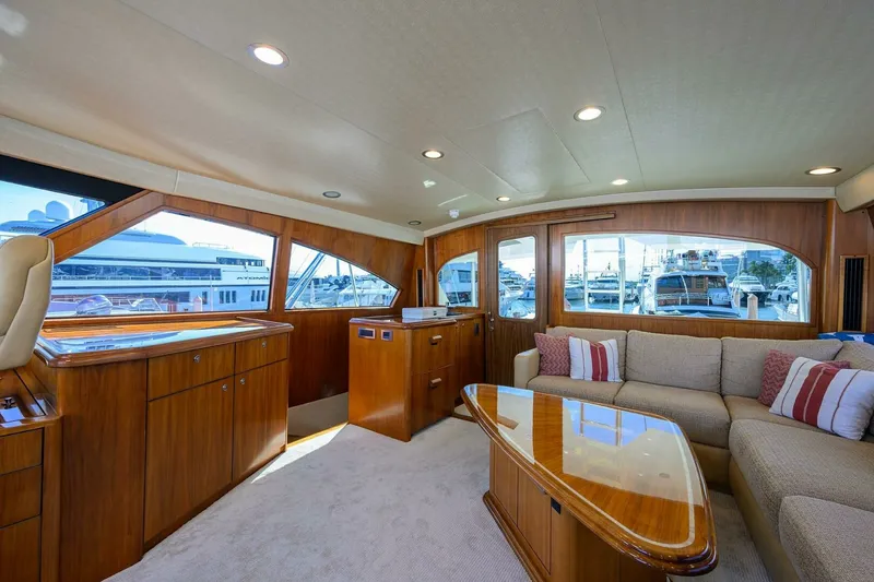 Slide: The Image of Viking 92 SPECULATOR - Skybridge Helm Lounge 2017 Viking 92 SPECULATOR - 7650324