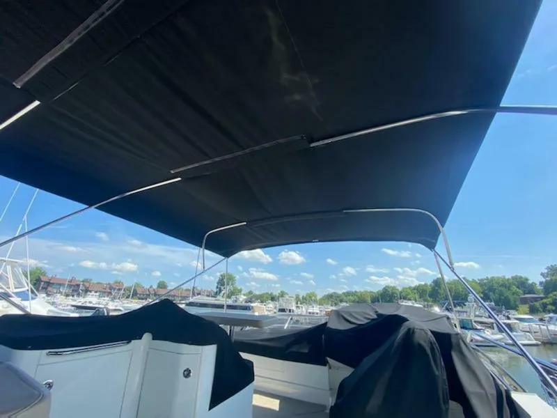 Slide: The Image of Sea Ray 51 Fly 2017 - 5890704