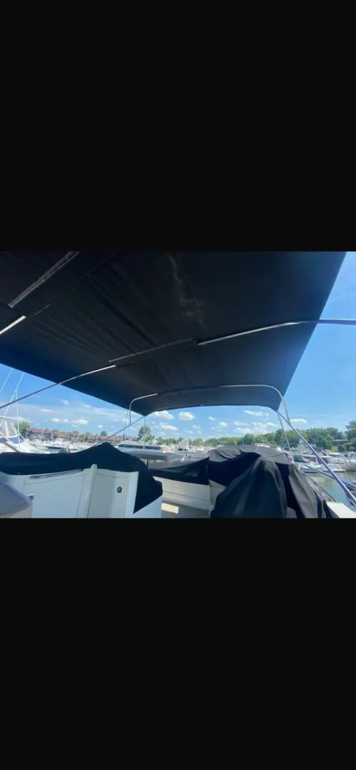 Slide: The Image of Sea Ray 51 Fly 2017 - 5890708