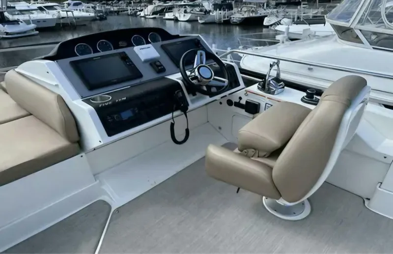 Slide: The Image of Sea Ray 51 Fly 2017 - 5890713