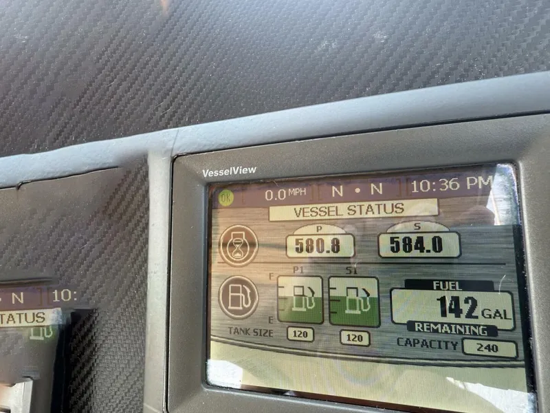 Slide: The Image of Carver C-34 Command Bridge 2013 - 5888671