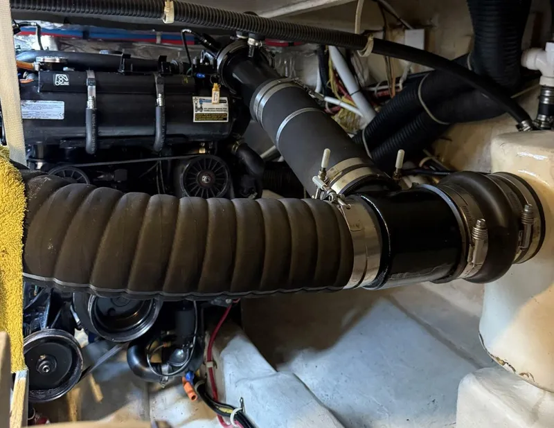 Slide: The Image of Carver C-34 Command Bridge 2013 - 5888682