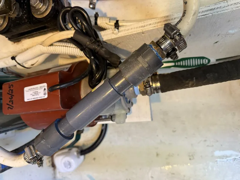 Slide: The Image of Carver C-34 Command Bridge 2013 - 5888687