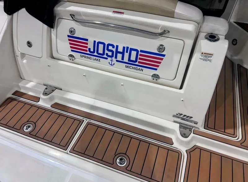 Slide: The Image of Sea Ray 310 Sundancer 2010 - 5890627