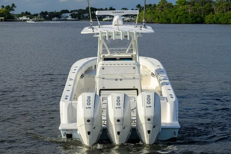 Slide: The Image of SeaVee 340Z 2024 - 5890118