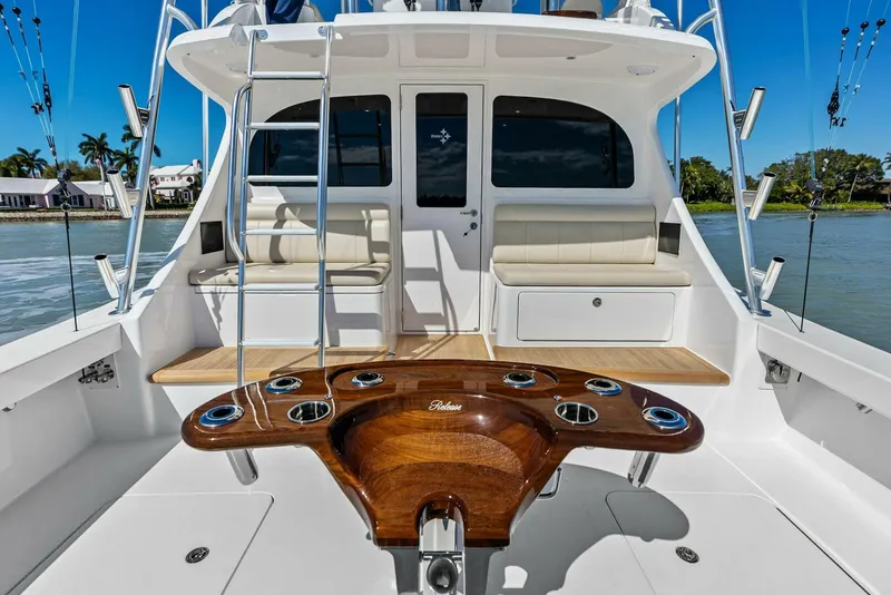 Slide: The Image of 2022 Viking 46 Billfish IRISH BEAUTE Cockpit - 5930842