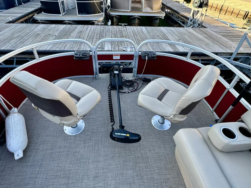 Slide: The Image of Sun Tracker Fishin' Barge 20DLX 2019 - 5985567