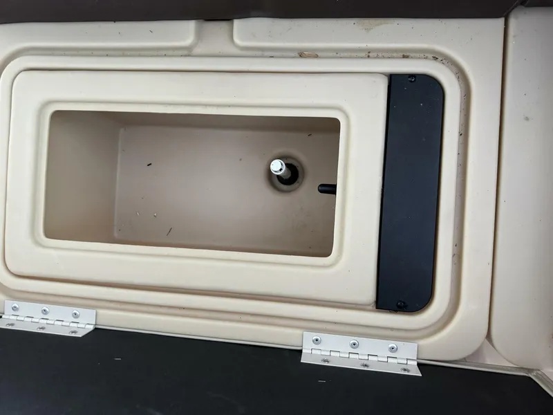 Slide: The Image of Sun Tracker Fishin' Barge 20DLX 2019 - 5985572