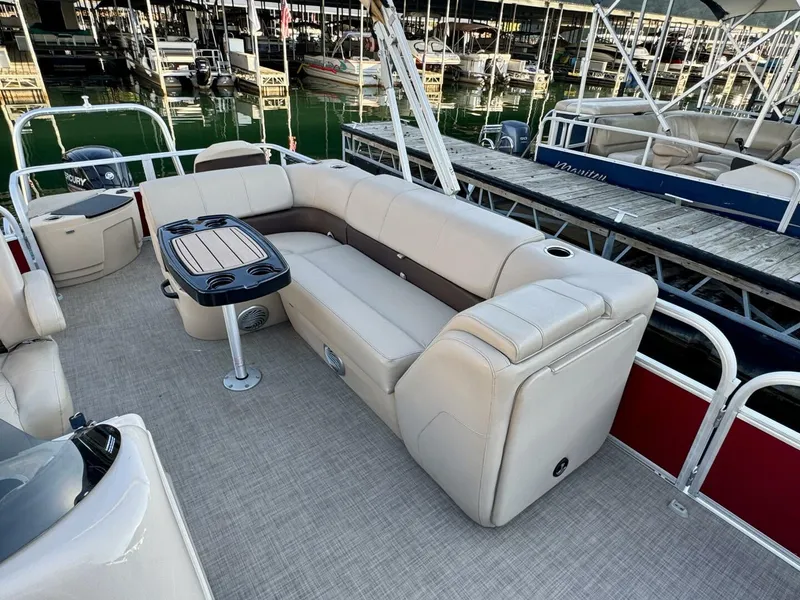 Slide: The Image of Sun Tracker Fishin' Barge 20DLX 2019 - 5985592