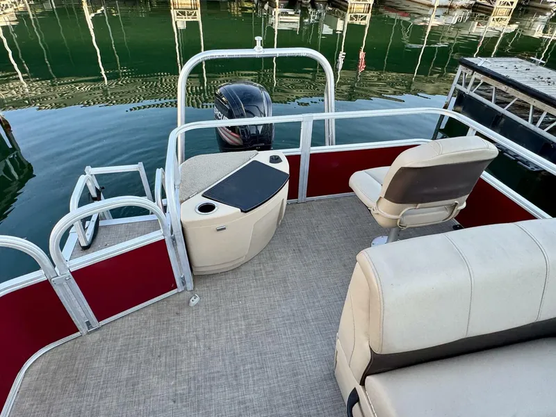 Slide: The Image of Sun Tracker Fishin' Barge 20DLX 2019 - 5985598