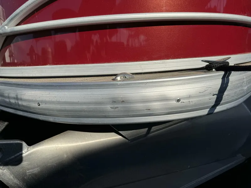 Slide: The Image of Sun Tracker Fishin' Barge 20DLX 2019 - 5985616