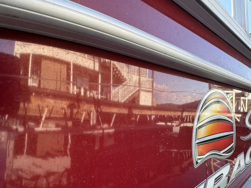 Slide: The Image of Sun Tracker Fishin' Barge 20DLX 2019 - 5985623