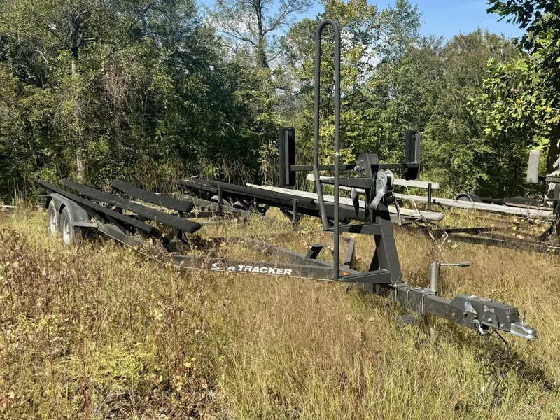 Slide: The Image of Sun Tracker Fishin' Barge 20DLX 2019 - 5985630