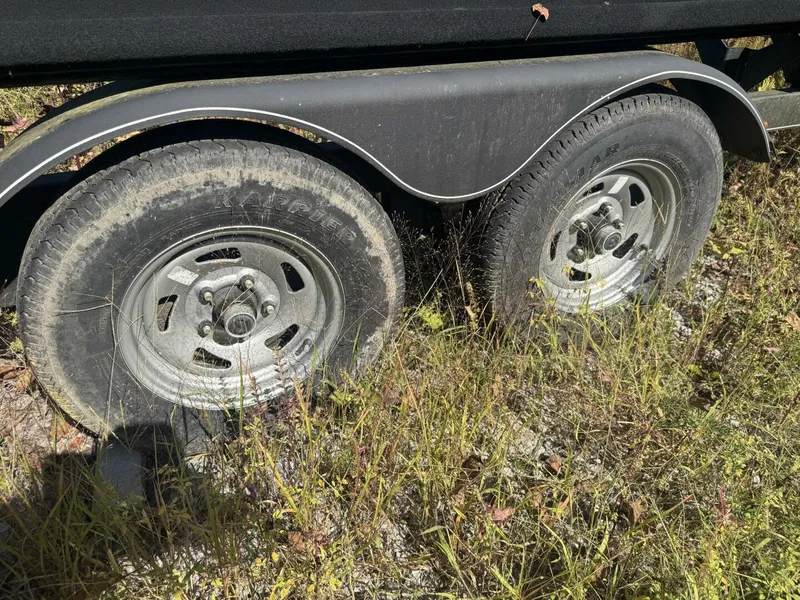 Slide: The Image of Sun Tracker Fishin' Barge 20DLX 2019 - 5985636