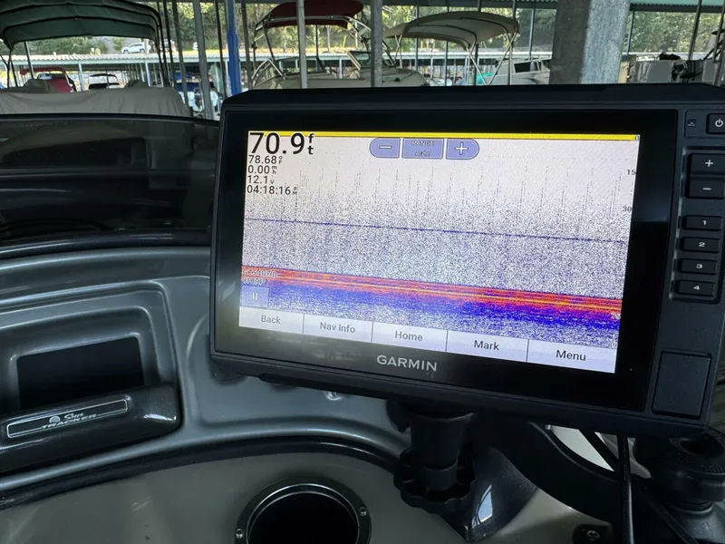 Slide: The Image of Sun Tracker Fishin' Barge 20DLX 2019 - 5985642