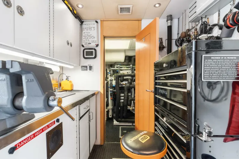 Slide: The Image of Westport Superyacht 2010 - 5963623