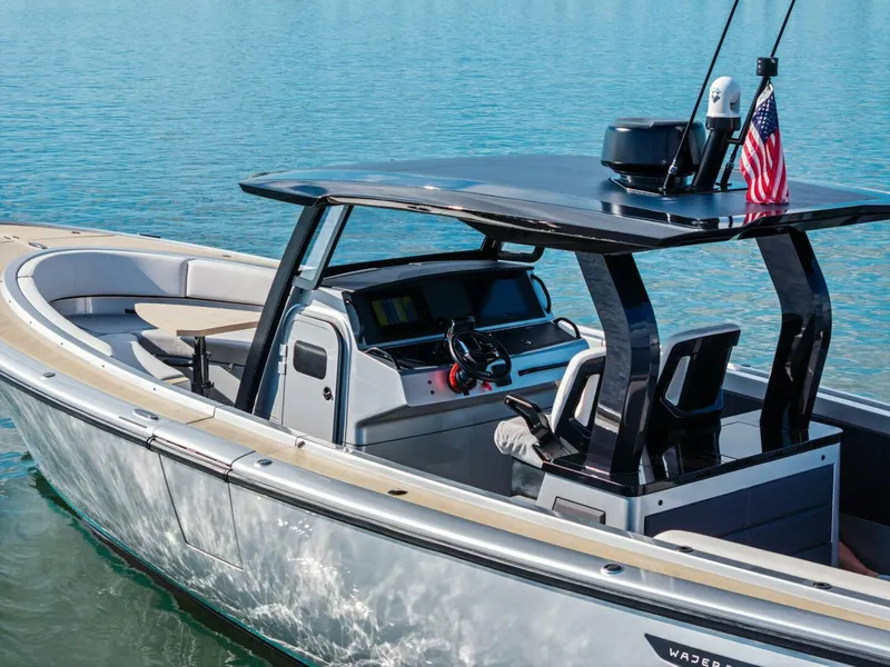 Slide: The Image of Wajer Center Console 2025 - 5889912