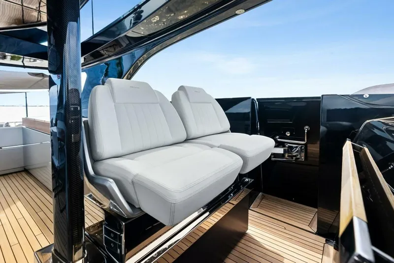 Slide: The Image of Riva Dolcevita 2023 - 5890003