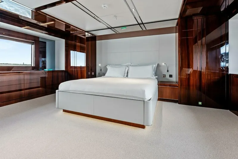 Slide: The Image of Riva Dolcevita 2023 - 5890020