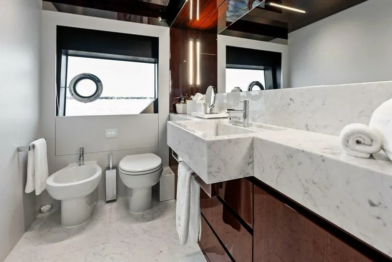 Slide: The Image of Riva Dolcevita 2023 - 5890029