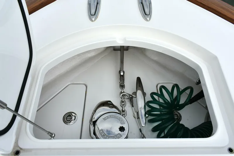 Slide: The Image of Valhalla 33 LOW KEY - Anchor Locker 2021 33 Valhalla Center Console LOW KEY - 5890538