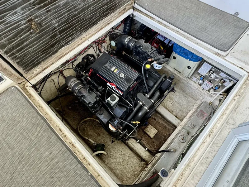 Slide: The Image of Bayliner 2859 Ciera Express 1997 - 5974023