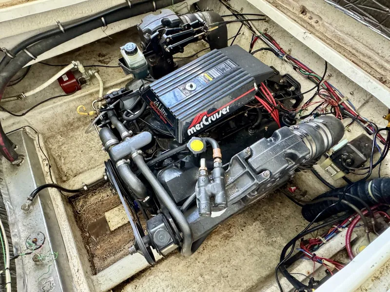 Slide: The Image of Bayliner 2859 Ciera Express 1997 - 5974026