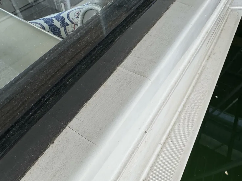 Slide: The Image of Bayliner 2859 Ciera Express 1997 - 5974048