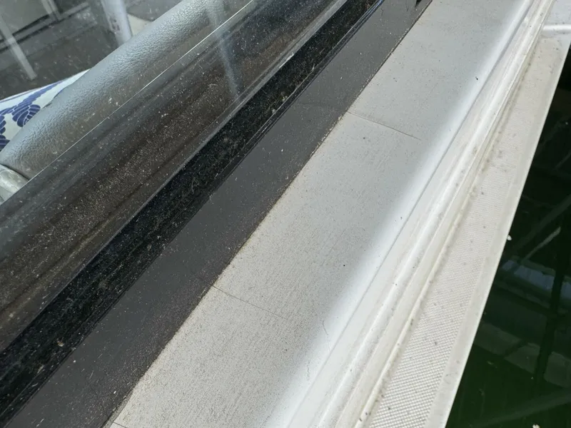 Slide: The Image of Bayliner 2859 Ciera Express 1997 - 5974049