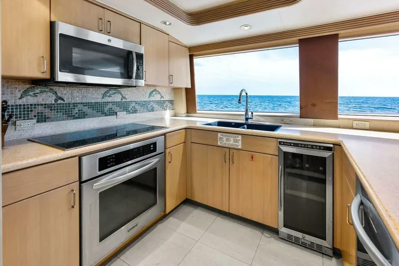 Slide: The Image of Westship Raised Pilothouse Motor Yacht 1997 - 5890187