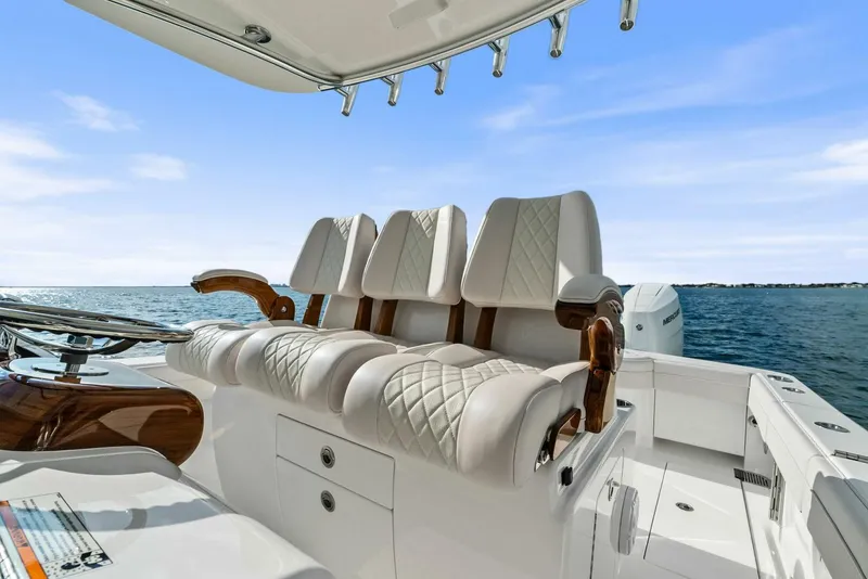 Slide: The Image of Valhalla Boatworks V 33 (40) - 5890817